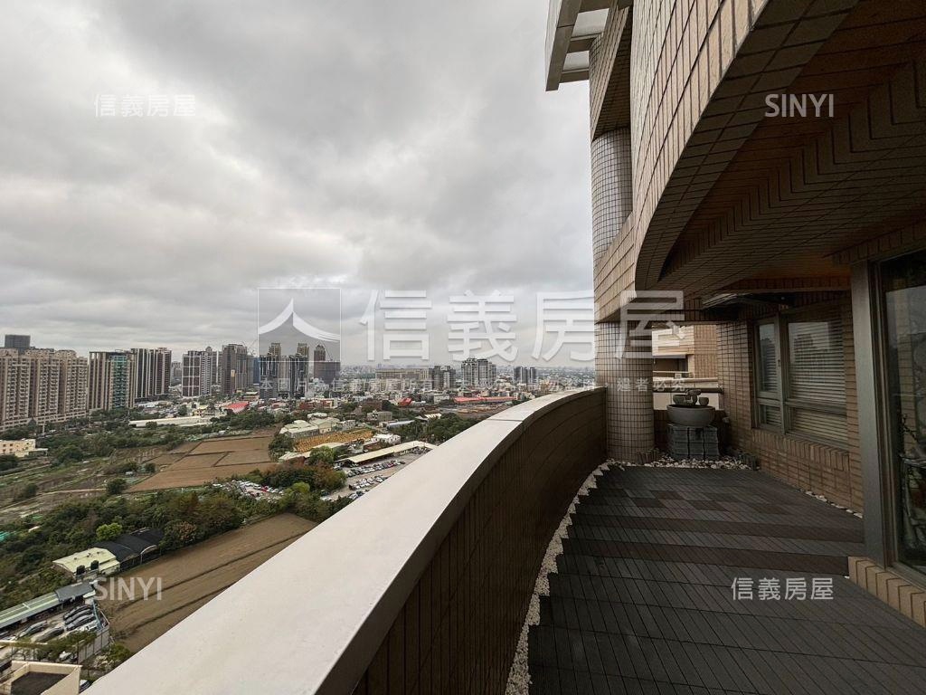 昇捷臻品遠挑美景樓中樓房屋室內格局與周邊環境