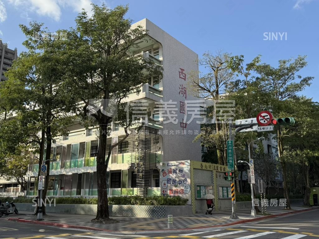 捷運內科三房低樓美寓房屋室內格局與周邊環境