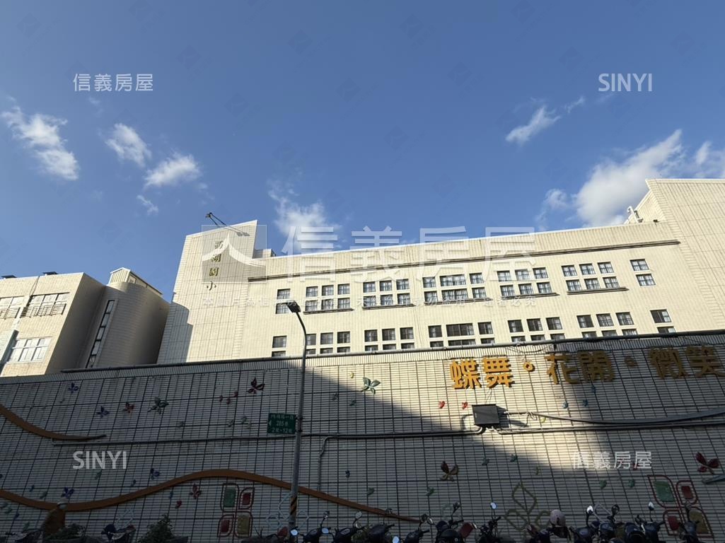 捷運內科三房低樓美寓房屋室內格局與周邊環境