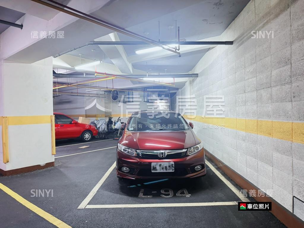 國泰建設｜次頂樓三房平車房屋室內格局與周邊環境