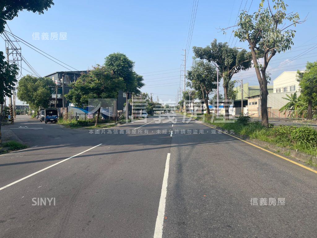 大寮光明正路面寬辦公廠房房屋室內格局與周邊環境