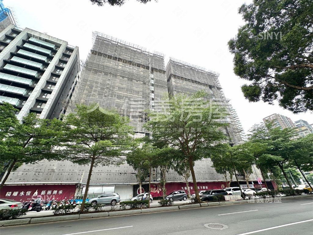 九揚華都邊間４房房屋室內格局與周邊環境