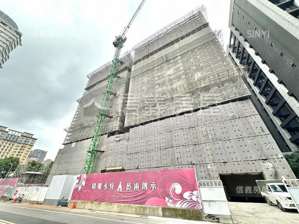 九揚華都邊間４房房屋室內格局與周邊環境