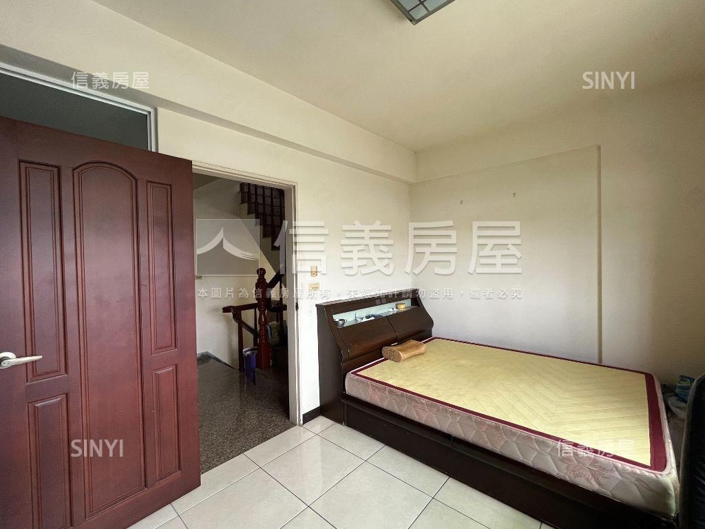國際路三本美墅館房屋室內格局與周邊環境