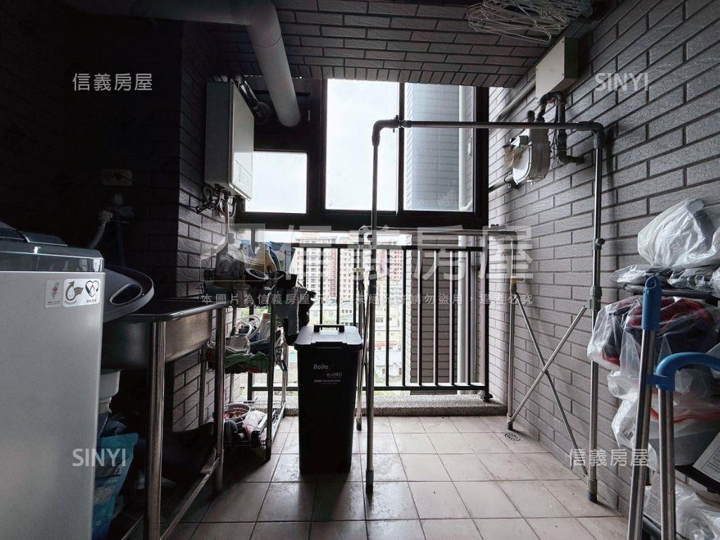 彩虹城兩房視野戶房屋室內格局與周邊環境