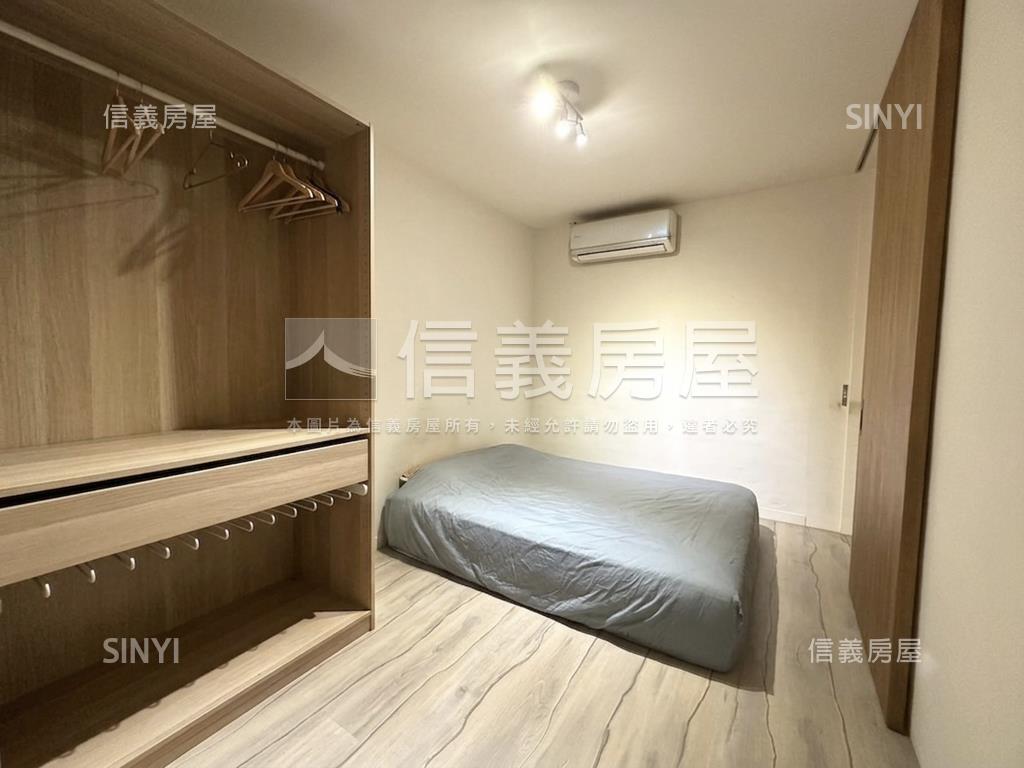 大里質感裝潢臨路透天房屋室內格局與周邊環境