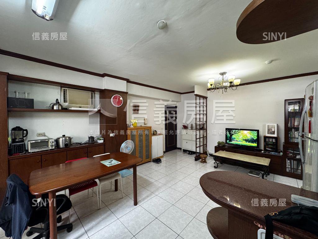 近南屯捷運站３房美視野房屋室內格局與周邊環境