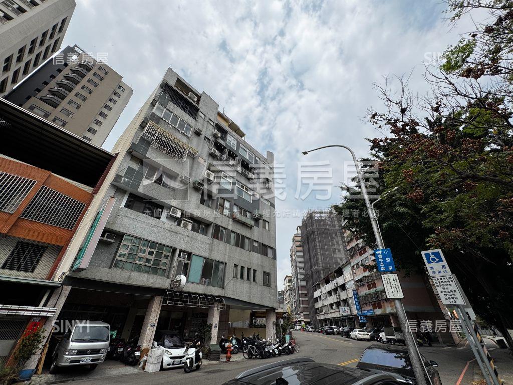 近南屯捷運站３房美視野房屋室內格局與周邊環境