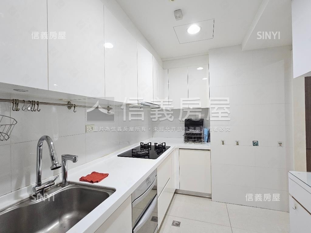 雲世紀溫馨三房再現房屋室內格局與周邊環境