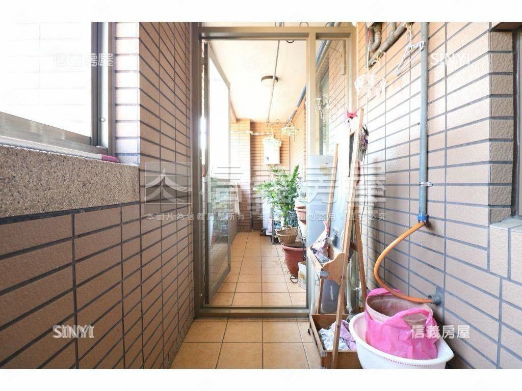 上北大壓箱寶明亮通風四房房屋室內格局與周邊環境