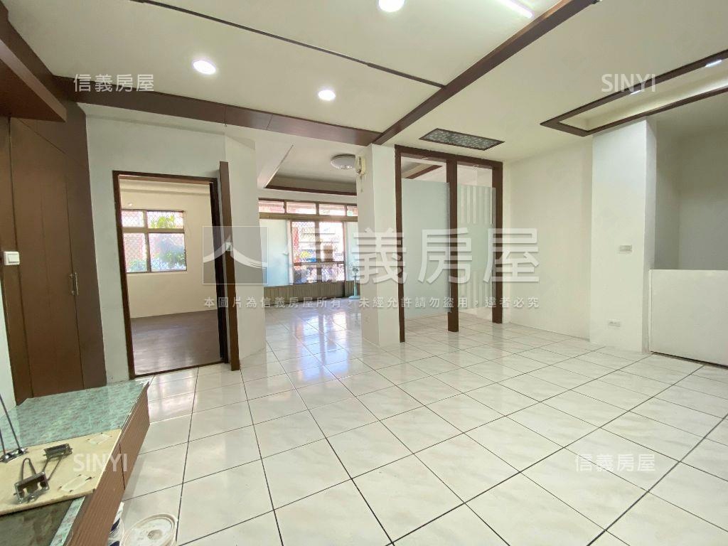 新興國小一樓住店房屋室內格局與周邊環境