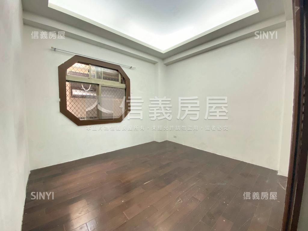 新興國小一樓住店房屋室內格局與周邊環境