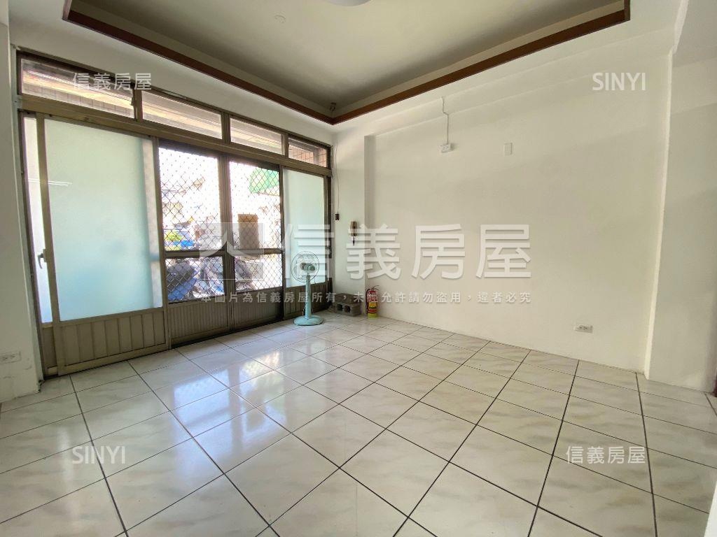 新興國小一樓住店房屋室內格局與周邊環境