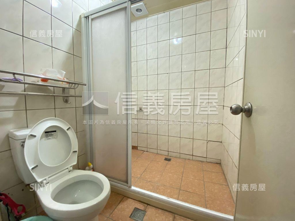 新興國小一樓住店房屋室內格局與周邊環境