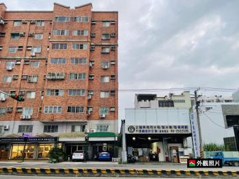 正中華北路大面寬店面