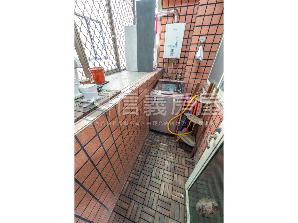 稀有釋出＞玫瑰美妝正三房房屋室內格局與周邊環境