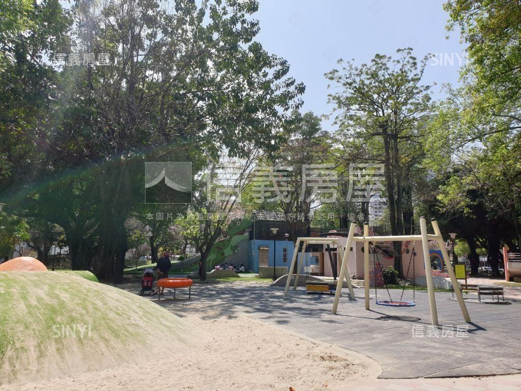 西區中高樓層☆陽台套房房屋室內格局與周邊環境