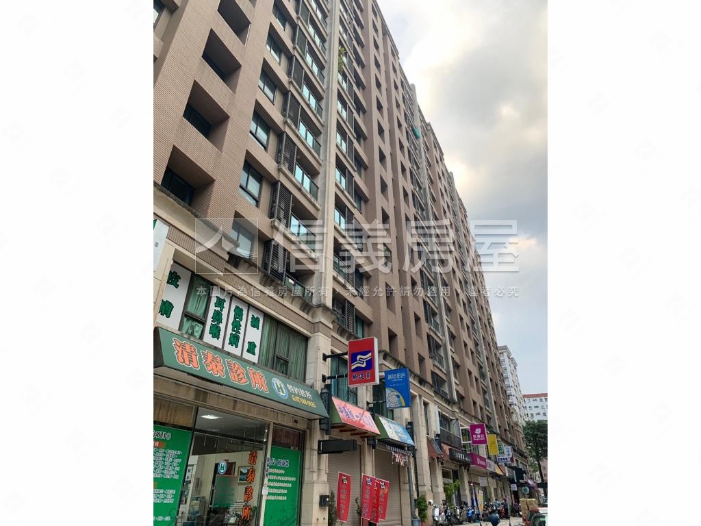 左營精選裝潢三房平車房屋室內格局與周邊環境