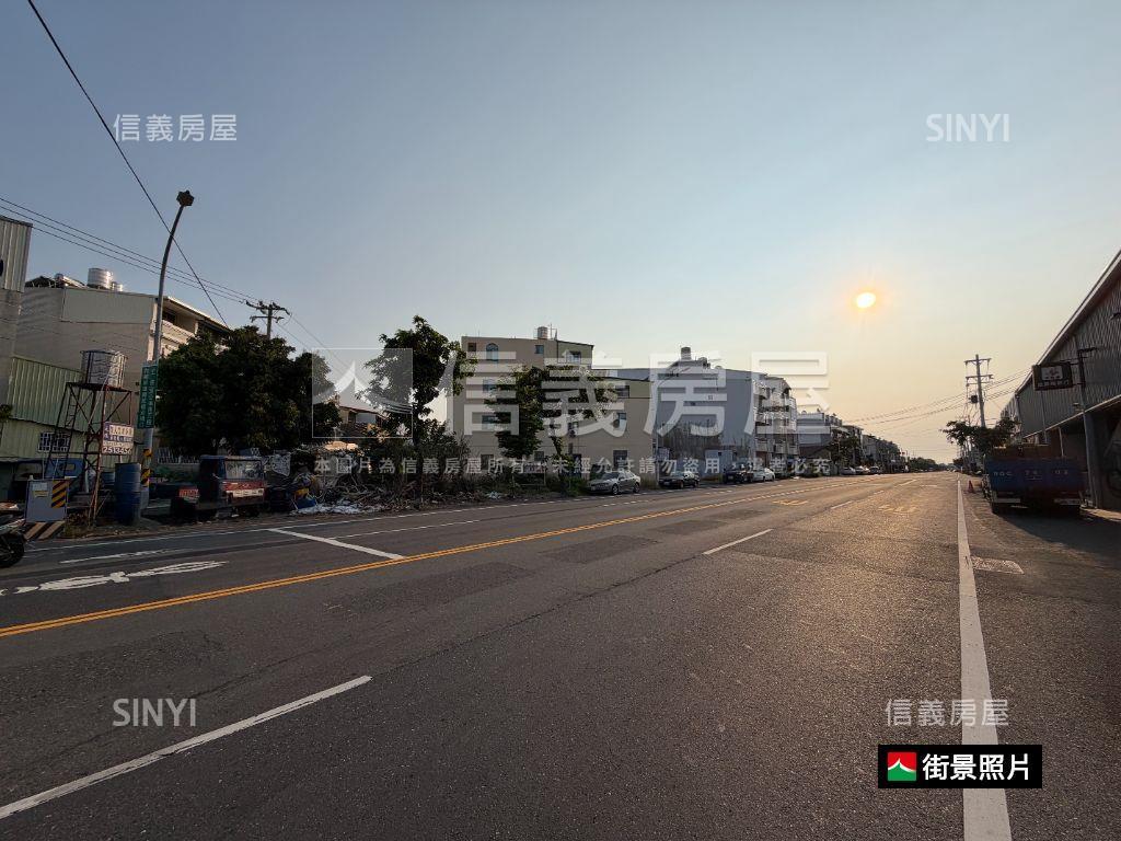 神榕段臨門一角土地房屋室內格局與周邊環境