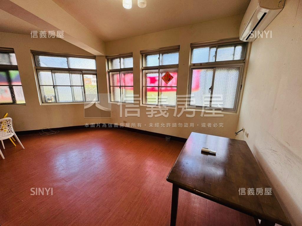 近捷運板南線公寓３樓房屋室內格局與周邊環境