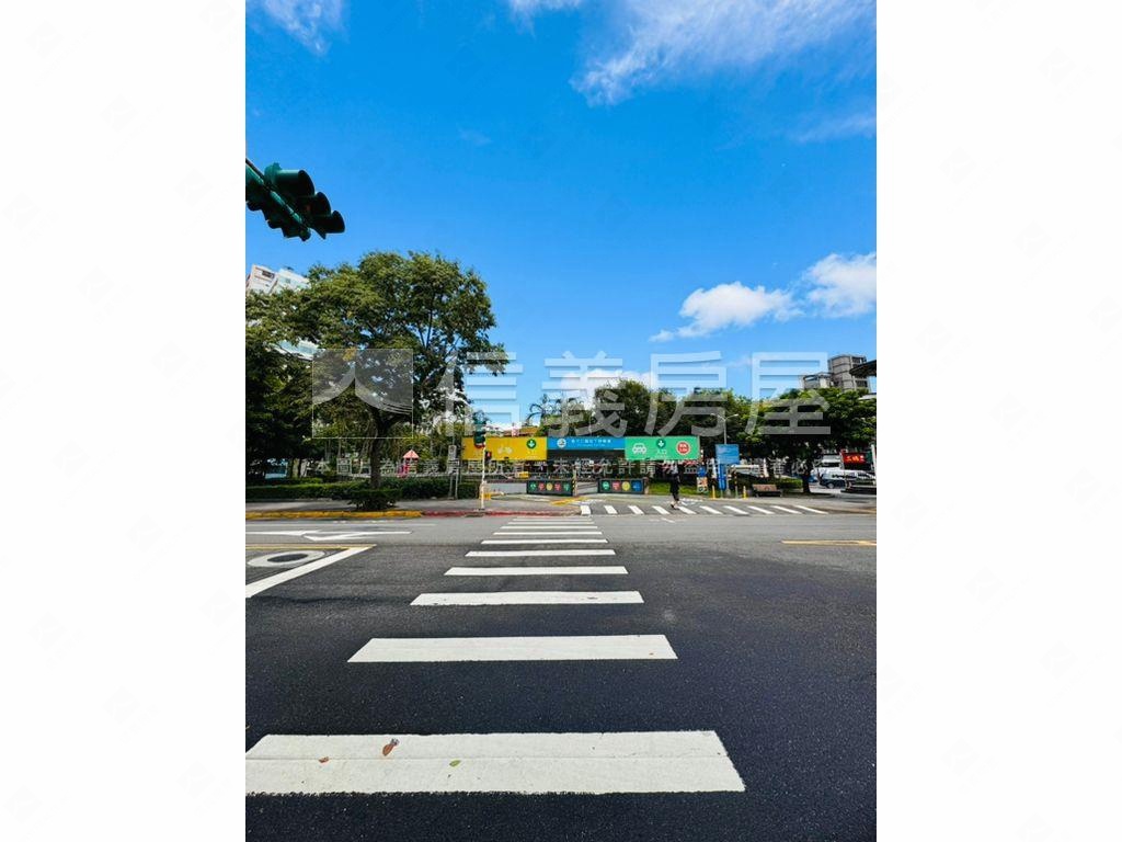 近捷運板南線公寓３樓房屋室內格局與周邊環境