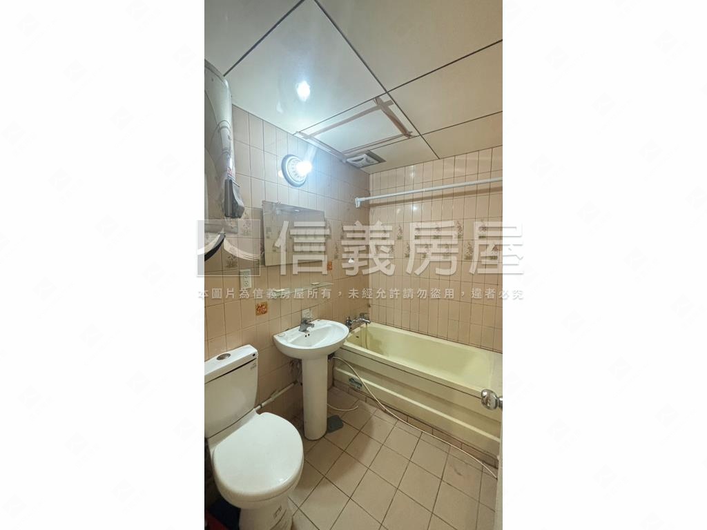 芝玉路好收租陽光屋房屋室內格局與周邊環境