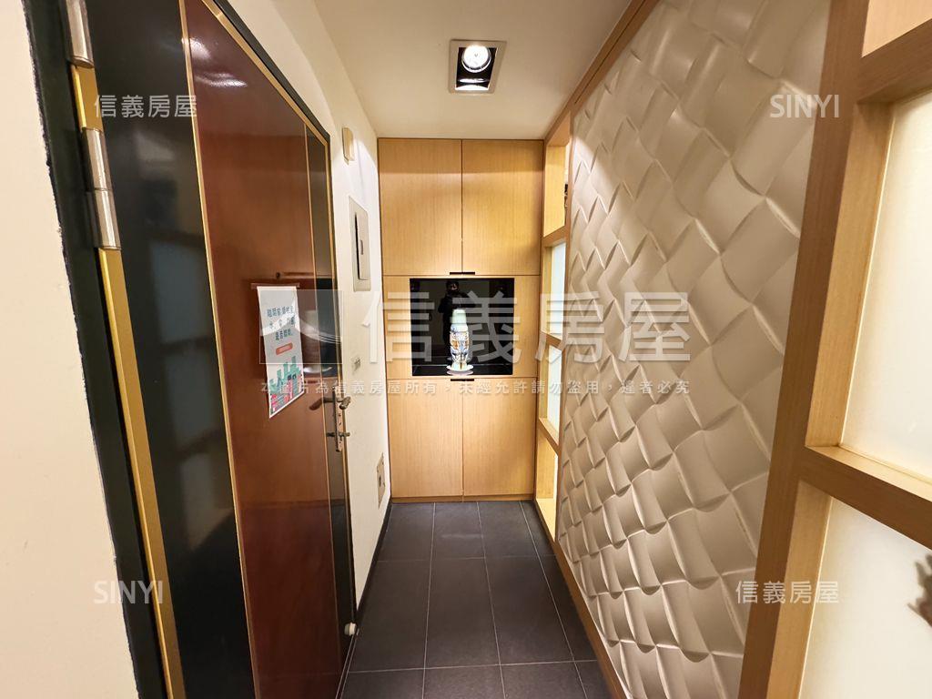 竹北朝東南三房平車房屋室內格局與周邊環境