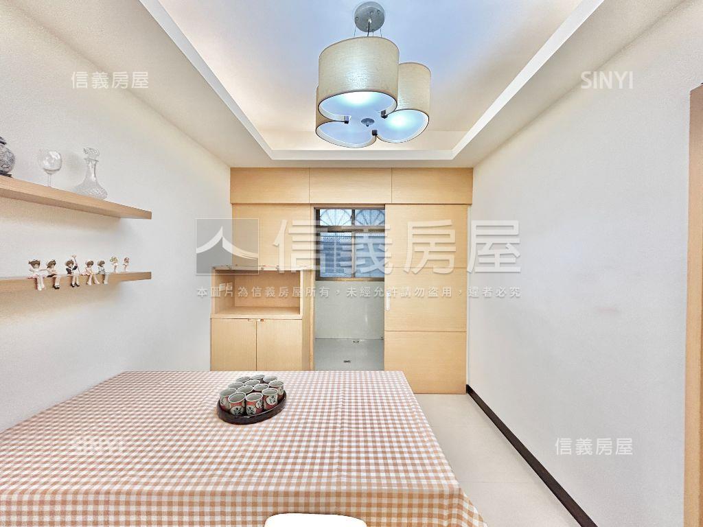 竹北朝東南三房平車房屋室內格局與周邊環境