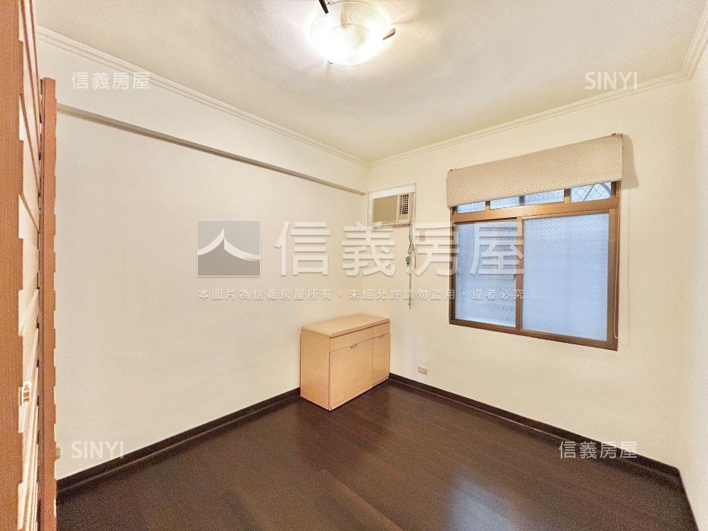 竹北朝東南三房平車房屋室內格局與周邊環境