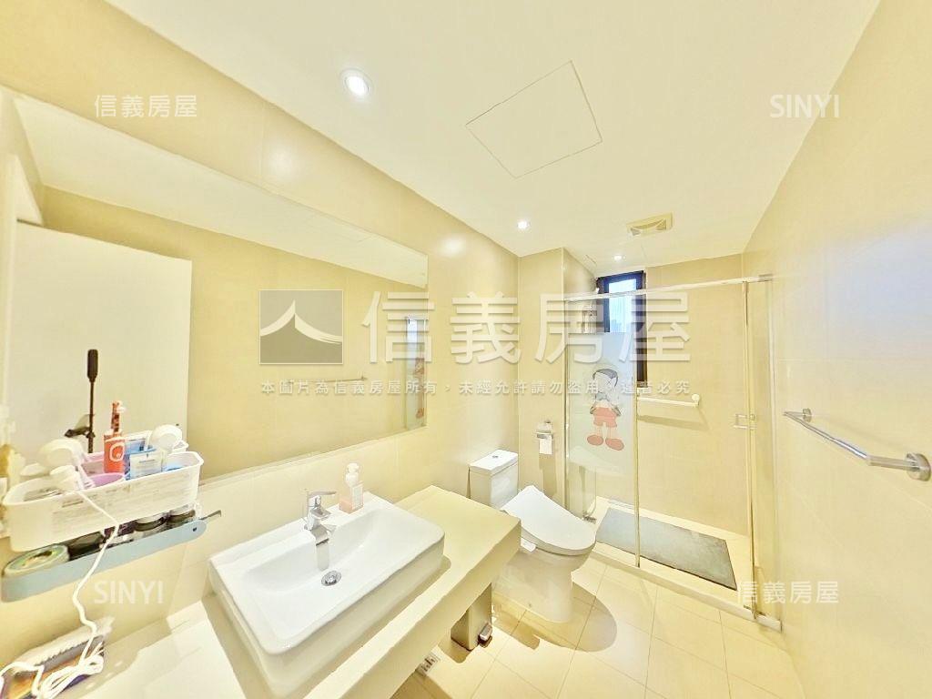 皇勝秀鼎‧景觀豪邸房屋室內格局與周邊環境