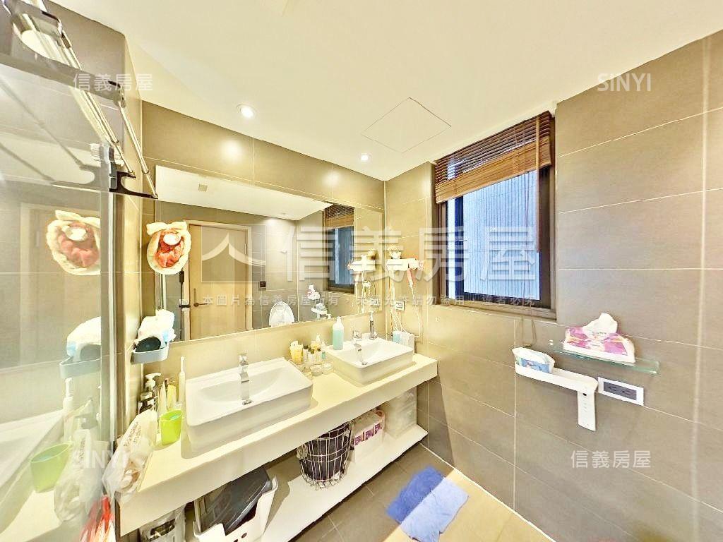 皇勝秀鼎‧景觀豪邸房屋室內格局與周邊環境