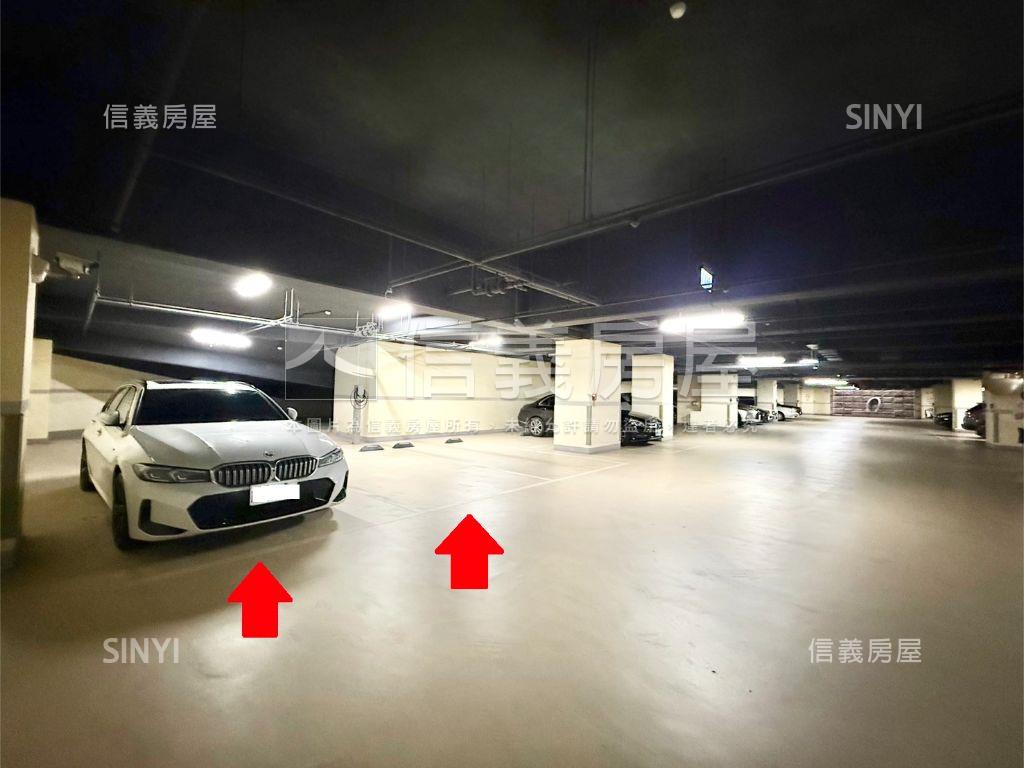 皇勝秀鼎‧景觀豪邸房屋室內格局與周邊環境