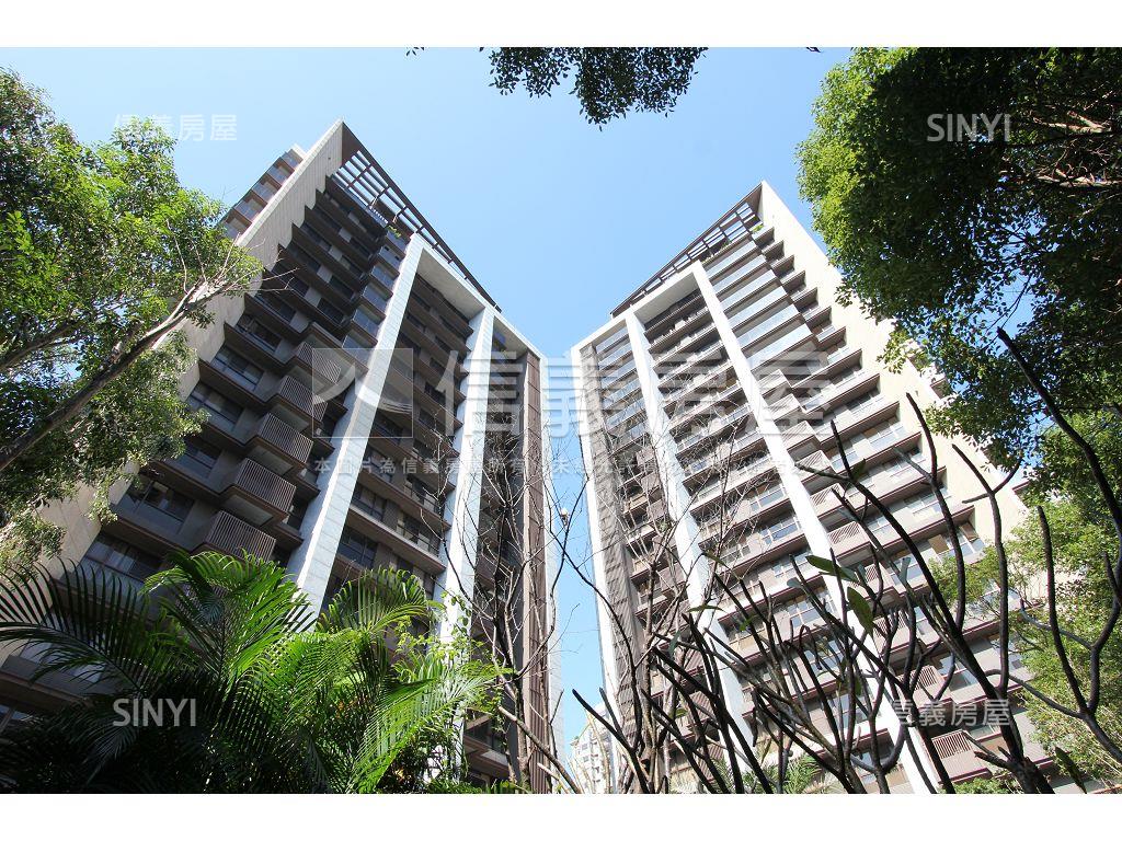 皇勝秀鼎‧景觀豪邸房屋室內格局與周邊環境