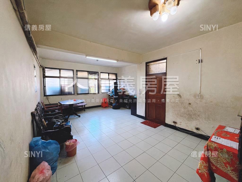 三民大空間２樓房屋室內格局與周邊環境