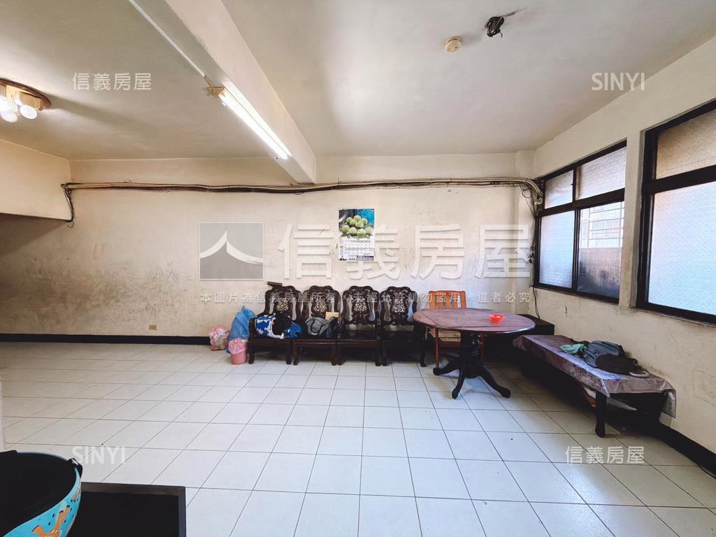 三民大空間２樓房屋室內格局與周邊環境