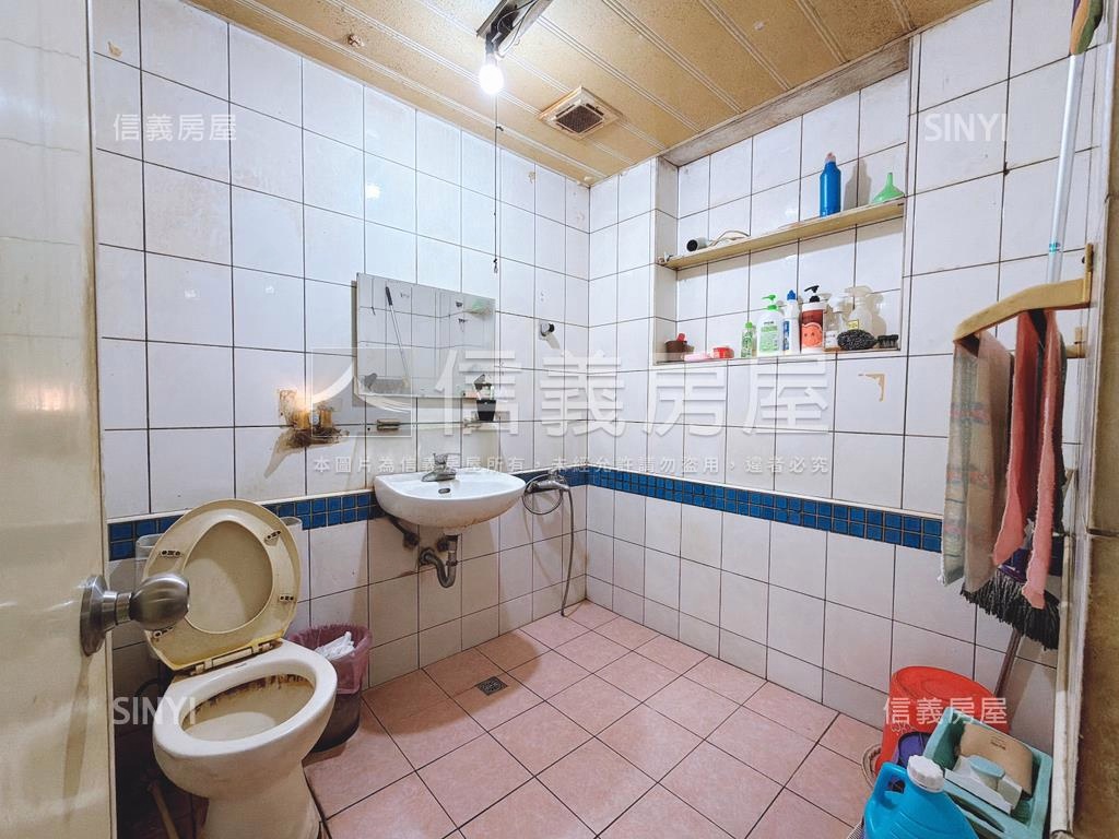 三民大空間２樓房屋室內格局與周邊環境