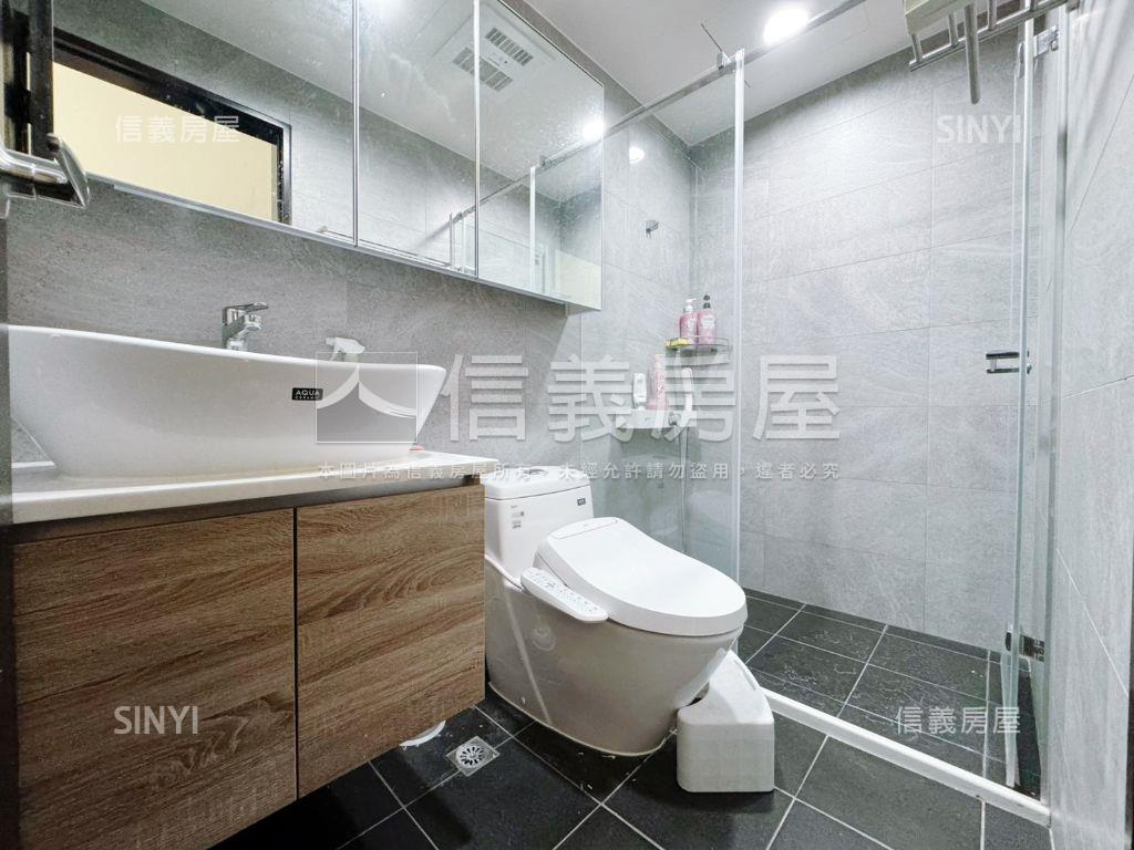 中路《璟都米蘭》２房車位房屋室內格局與周邊環境