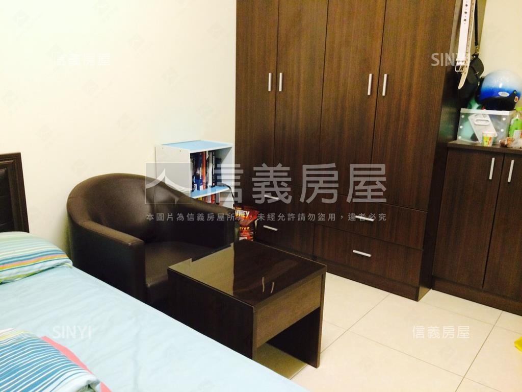 淡江大富翁稀有高樓層三房房屋室內格局與周邊環境