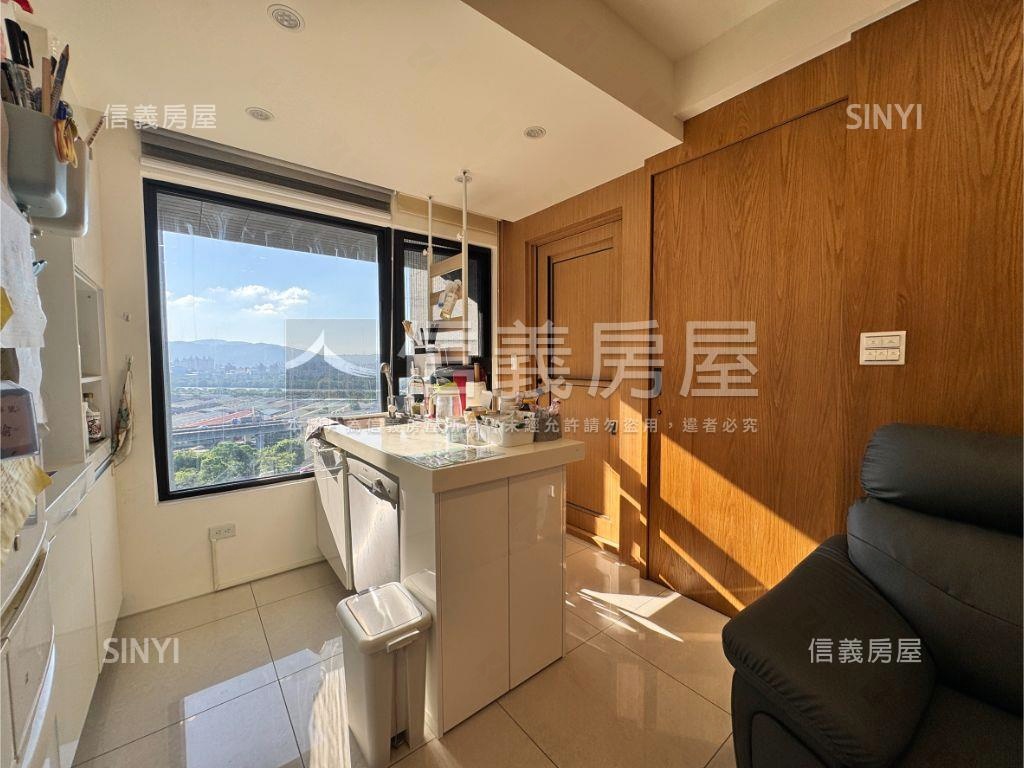 藝文河岸景兩房美宅房屋室內格局與周邊環境