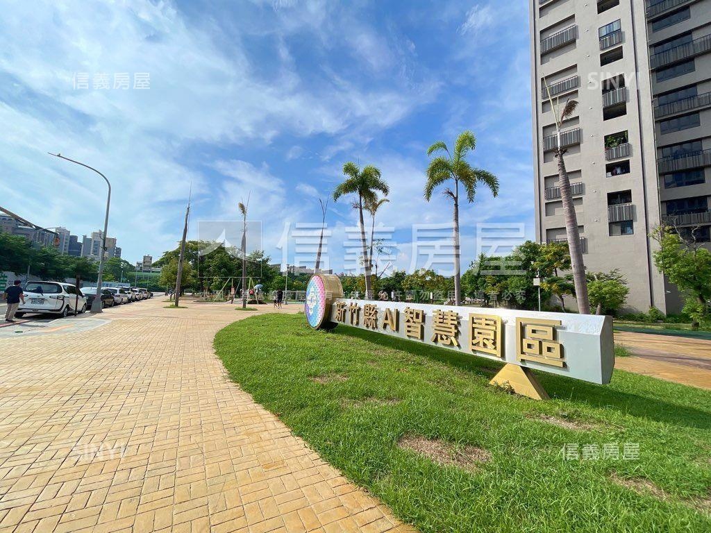 中山路臨路百坪透天房屋室內格局與周邊環境
