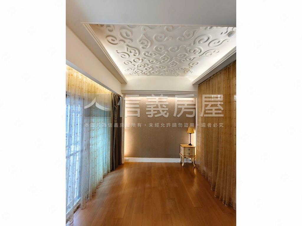 新接·峰閣美裝房屋室內格局與周邊環境