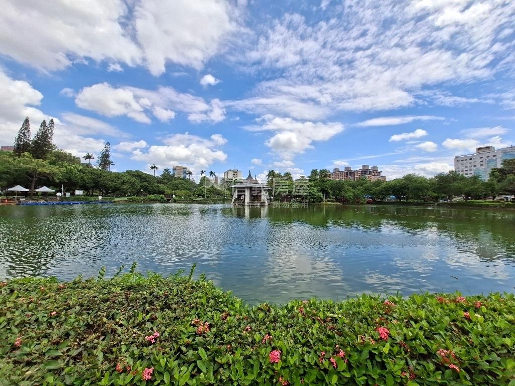 一中商圈公園旁美宅房屋室內格局與周邊環境