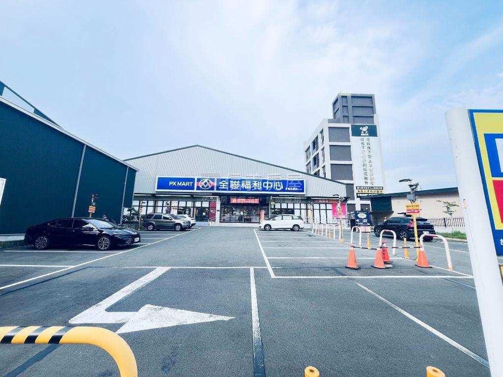 鼎藏文星學區優質兩房房屋室內格局與周邊環境