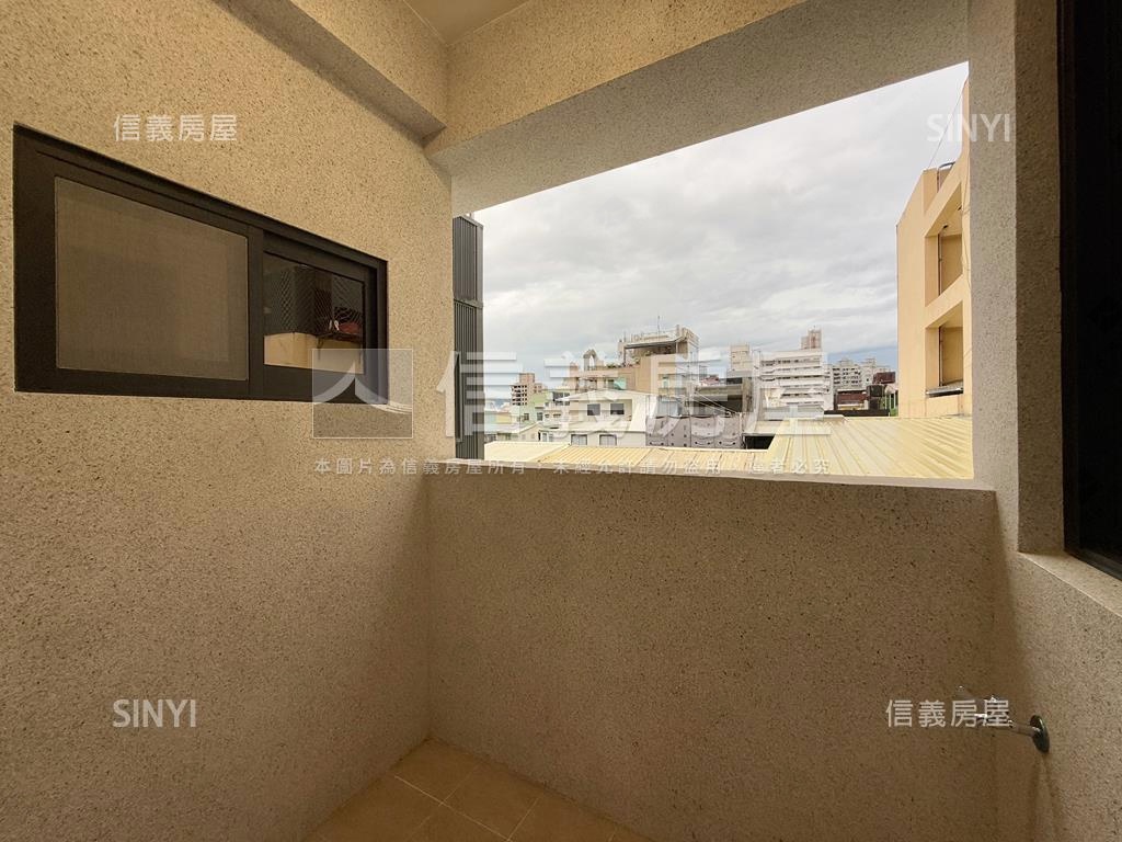 林森二路正５樓電梯美墅房屋室內格局與周邊環境