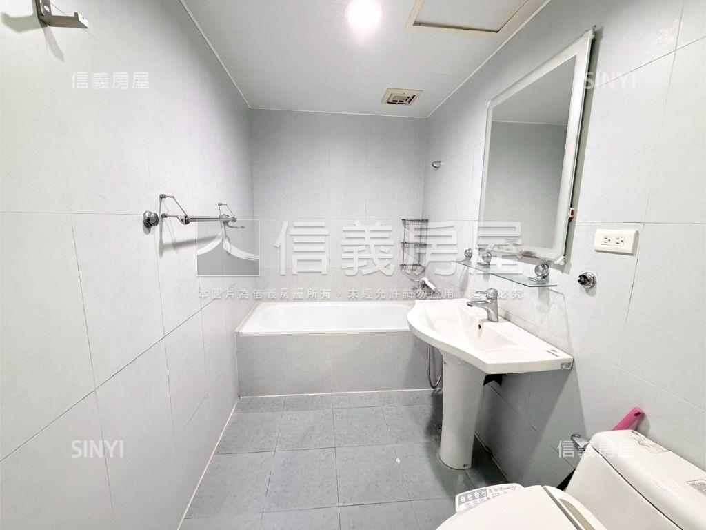 溪畔私家院，雙車位配置房屋室內格局與周邊環境