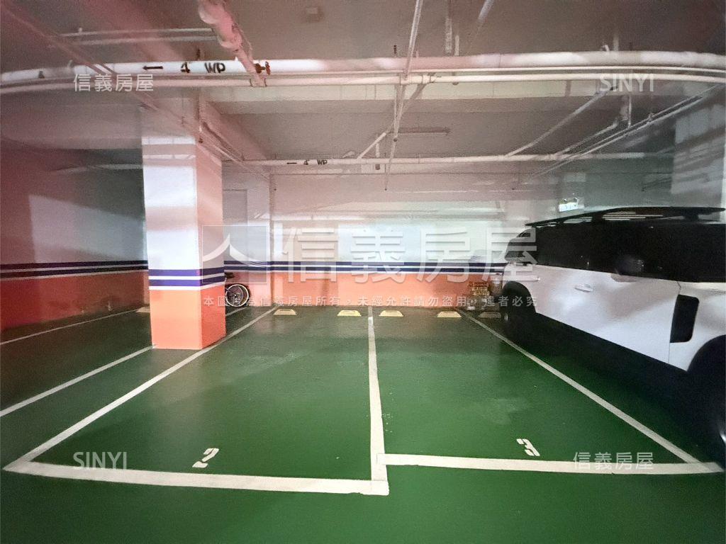溪畔私家院，雙車位配置房屋室內格局與周邊環境