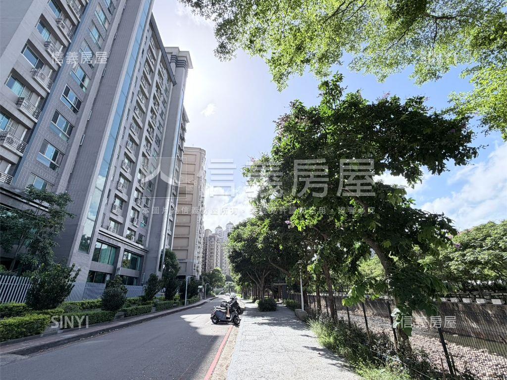 溪畔私家院，雙車位配置房屋室內格局與周邊環境