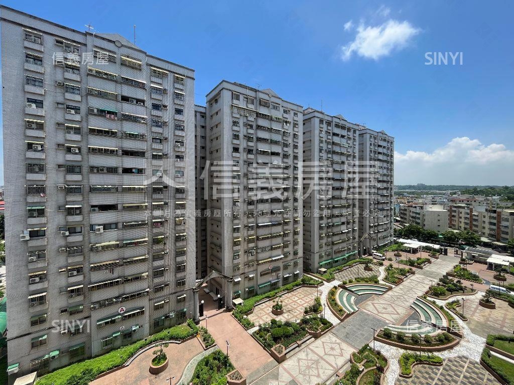 Ｄ型國宅高樓大三房房屋室內格局與周邊環境