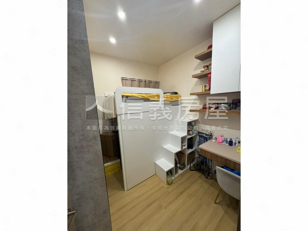 月灣湖影－高樓兩房車位房屋室內格局與周邊環境