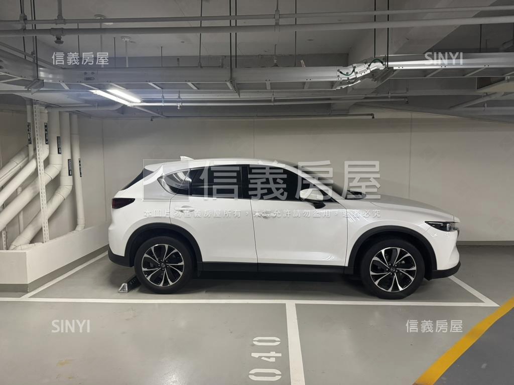 月灣湖影－高樓兩房車位房屋室內格局與周邊環境